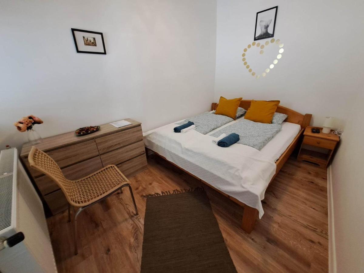 Milla Apartmanok Eger Exterior photo